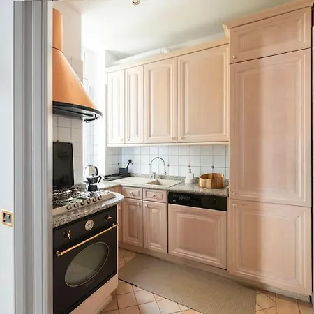 Apartment Urban Oasis Home, 6 Guests, Great Location *